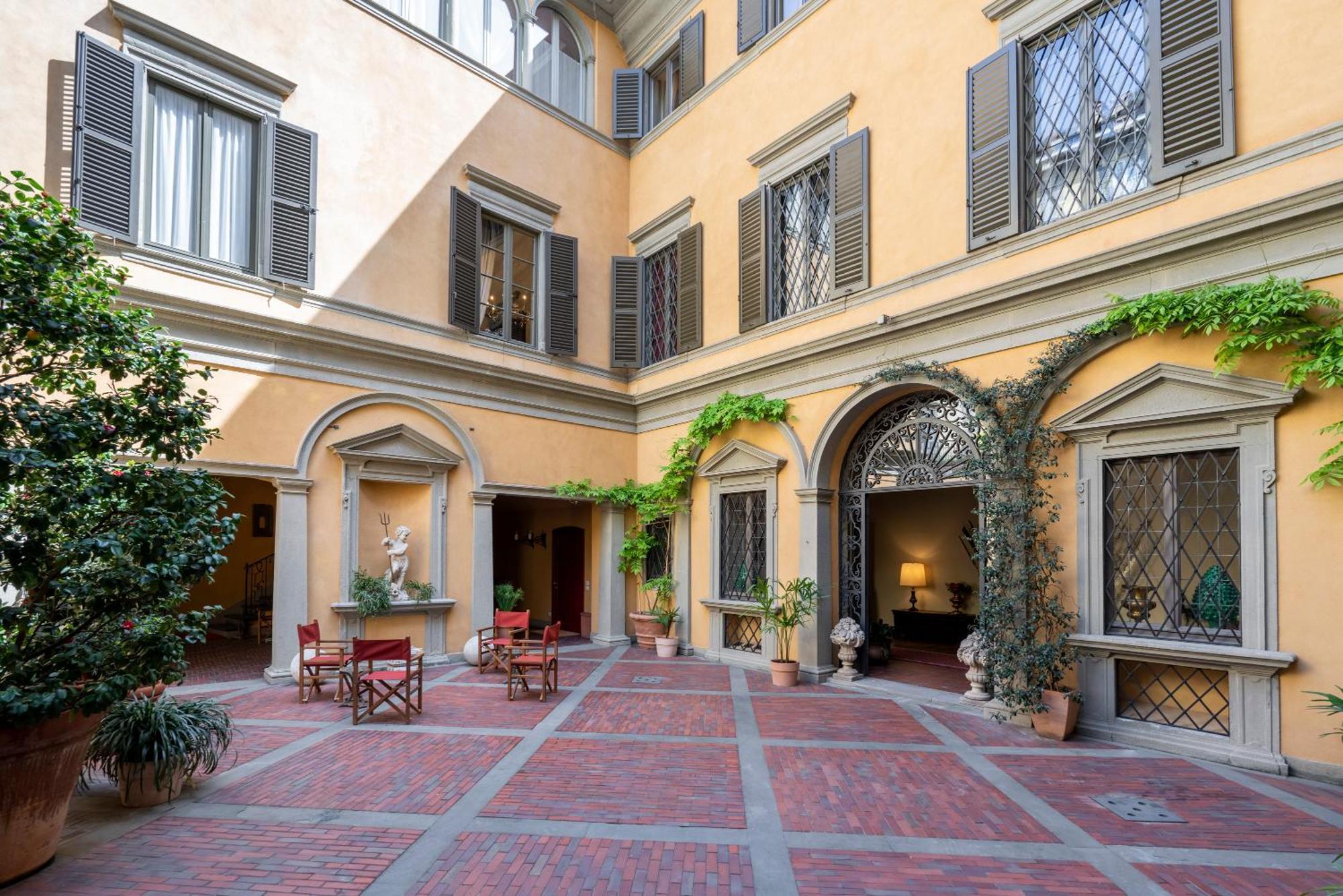 Foresteria Di Palazzo Radici Panzió Bergamo Kültér fotó